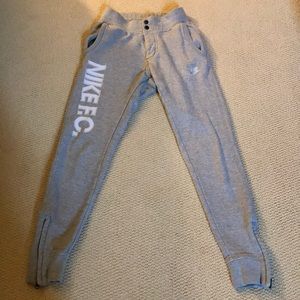 Men’s Nike FC XS grey sweatpants